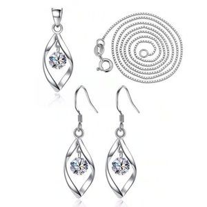 NEW [Set of 2] Sterling Silver Diamond Waterdrop B